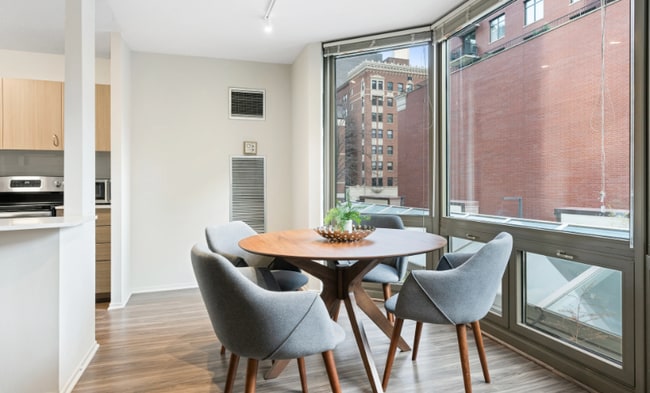 Foto del edificio - 1122 N Clark St
