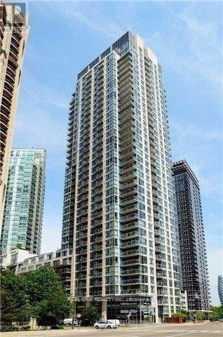 Photo principale - 225-2225 Webb Dr