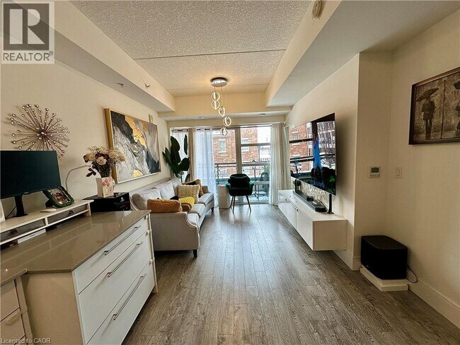 Building Photo - 15 Prince Albert Blvd