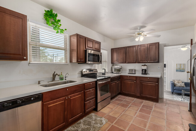 Foto del edificio - 3202 N 16th St