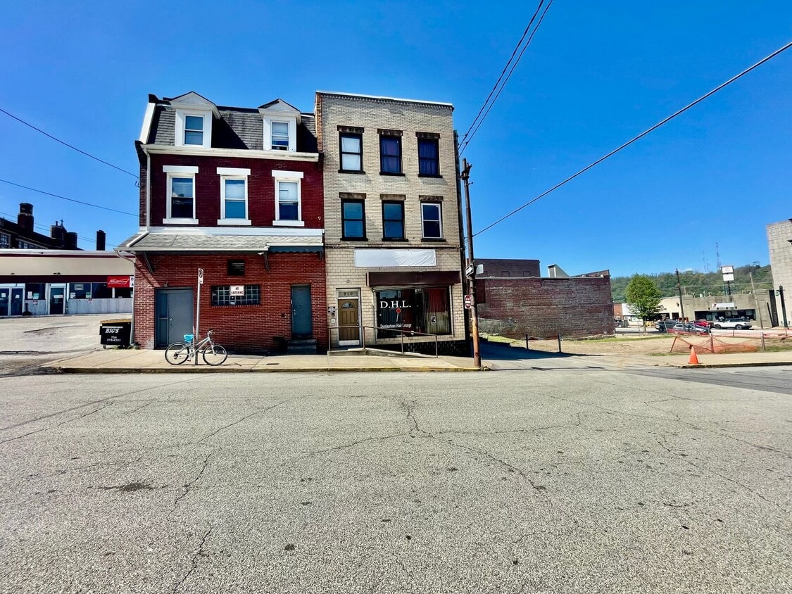 Photo - 810 Amity Street