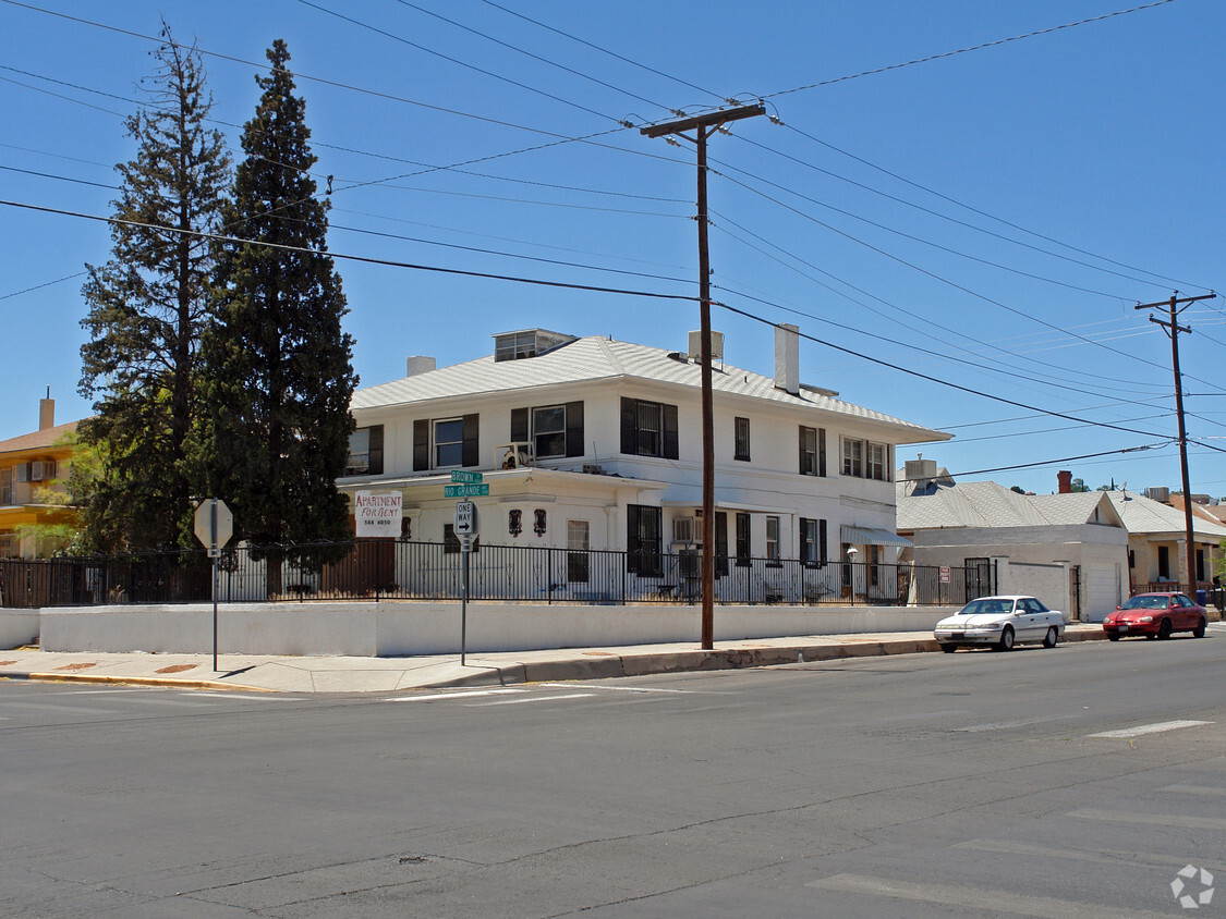 Primary Photo - 1207 Rio Grande Ave