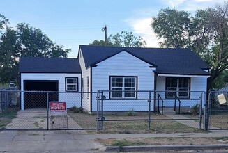 Building Photo - 1508 24th St