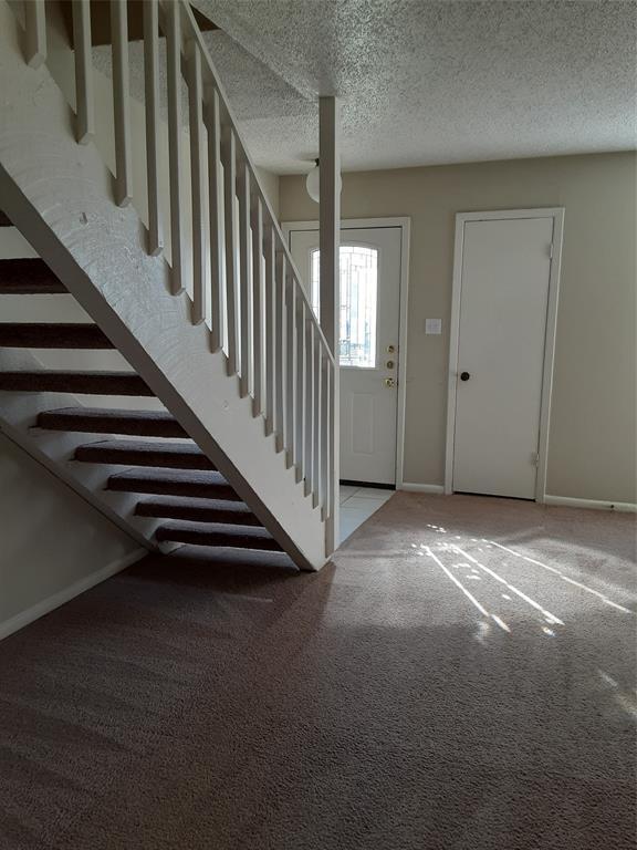 Building Photo - 3206 Mossrock Dr