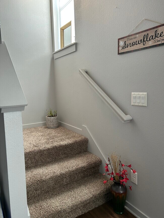 Foto del edificio - 4803 NE Oak Ln