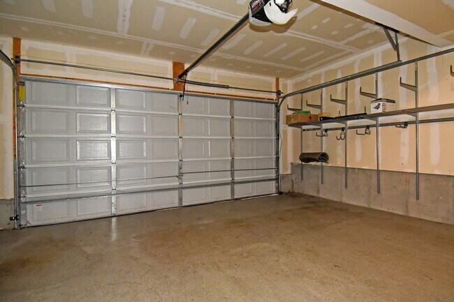 Foto del edificio - 2602 S Kenmore Ct