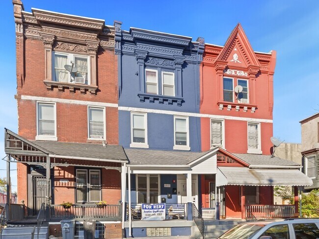 Building Photo - 1517 W Westmoreland St