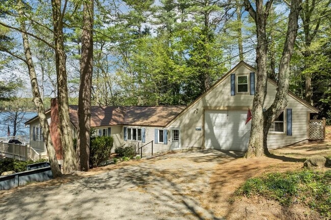 Building Photo - 487 Forest Rd