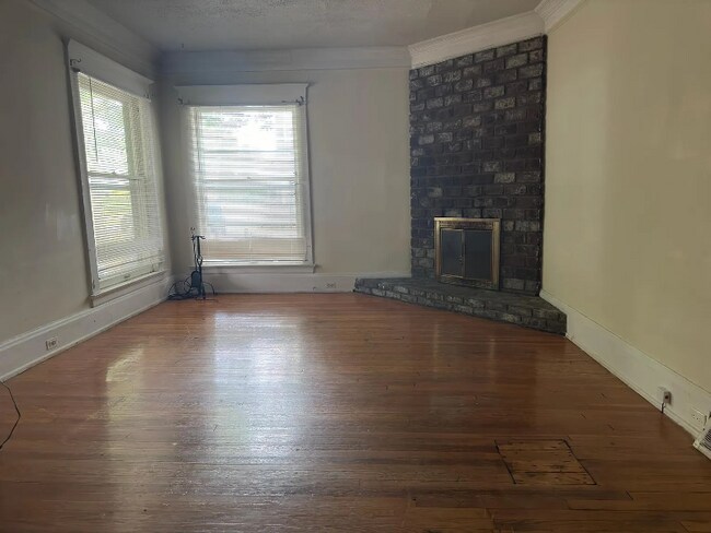 Foto del edificio - 420 Crescent St NE