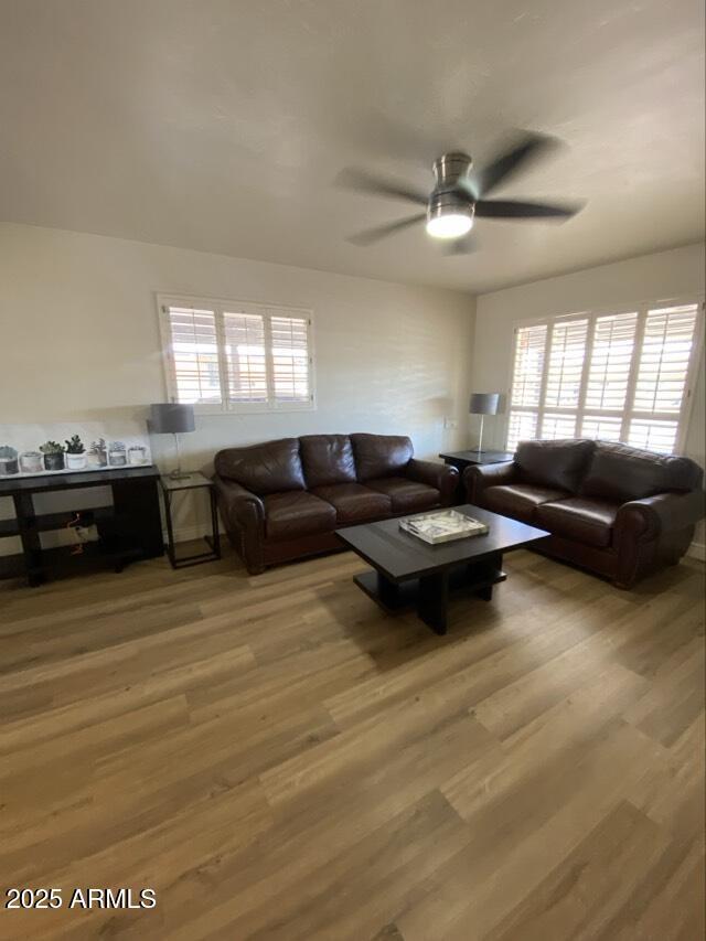 Foto del edificio - 2012 W Indianola Ave