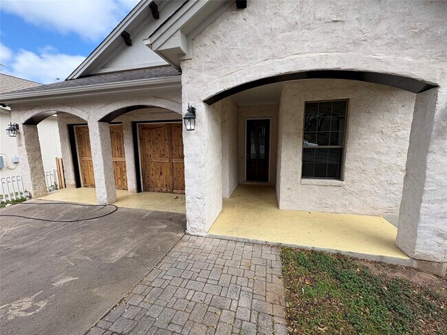 Foto del edificio - 3314 Thomas Kincheon St