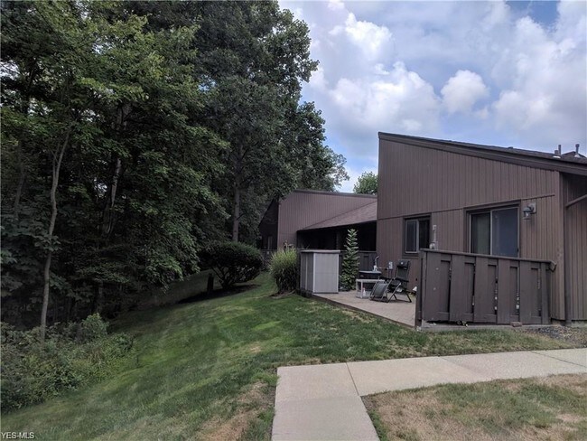 Building Photo - 7357 Trailside Dr