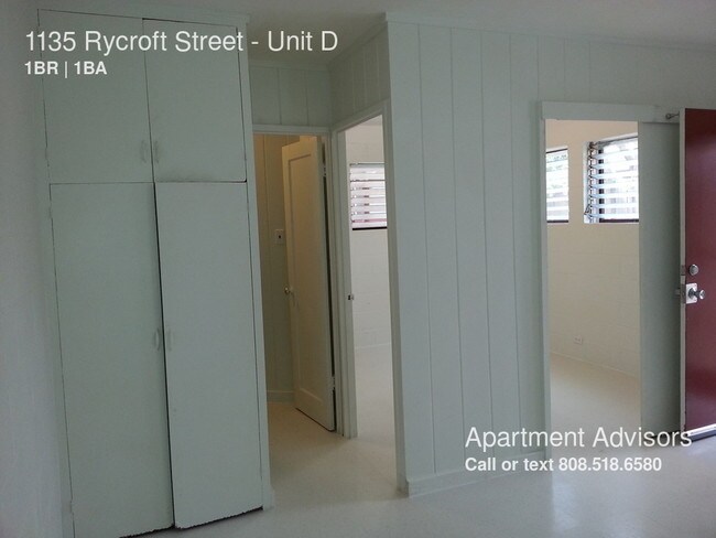 Building Photo - 1135 Rycroft St