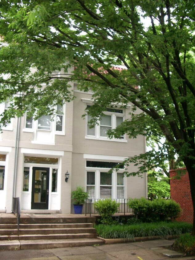 301 N. Davis Ave - 301 N Davis Ave