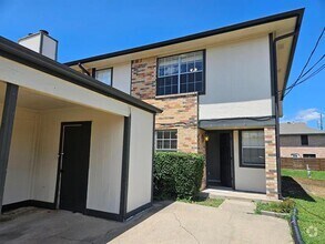 Building Photo - 12 Trails Pl