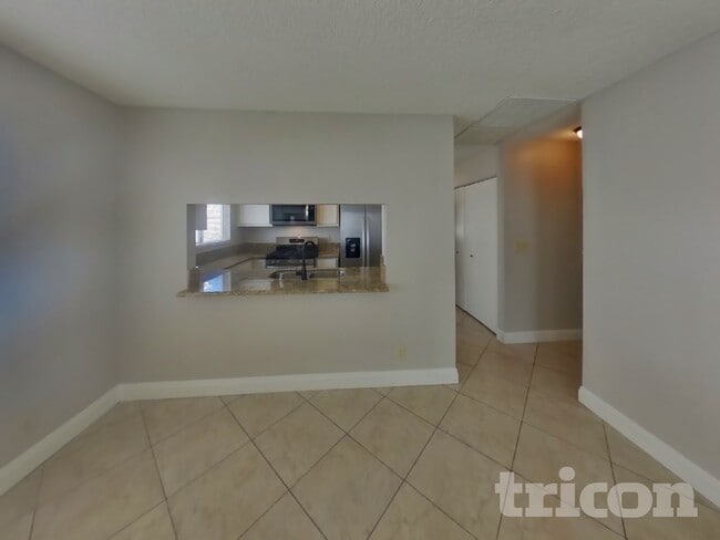 Building Photo - 7351 Girard Dr