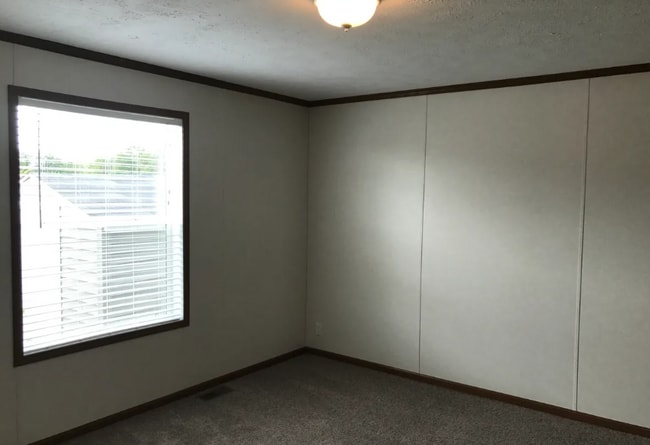 Building Photo - 1911 Magnolia St