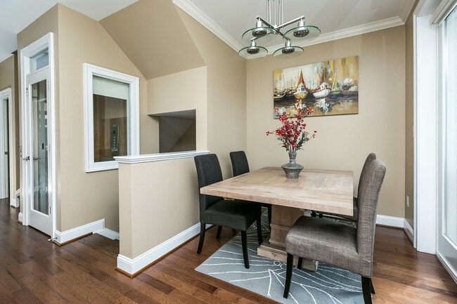 Foto del edificio - 639 Ponte Villas S