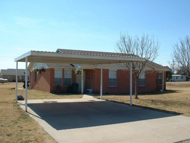 Building Photo - Bronte Duplexes