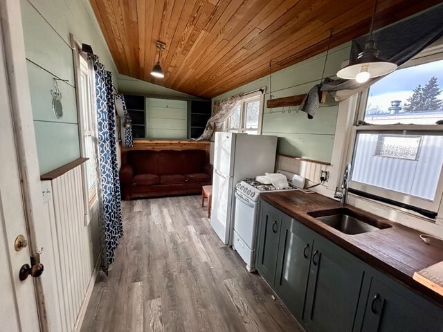 Building Photo - Walnut Trailer Park