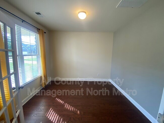 Foto del edificio - 4870 Odum View Ln