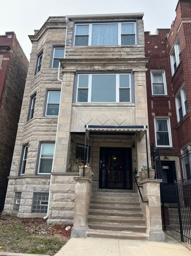 Foto del edificio - 6112 S St Lawrence Ave