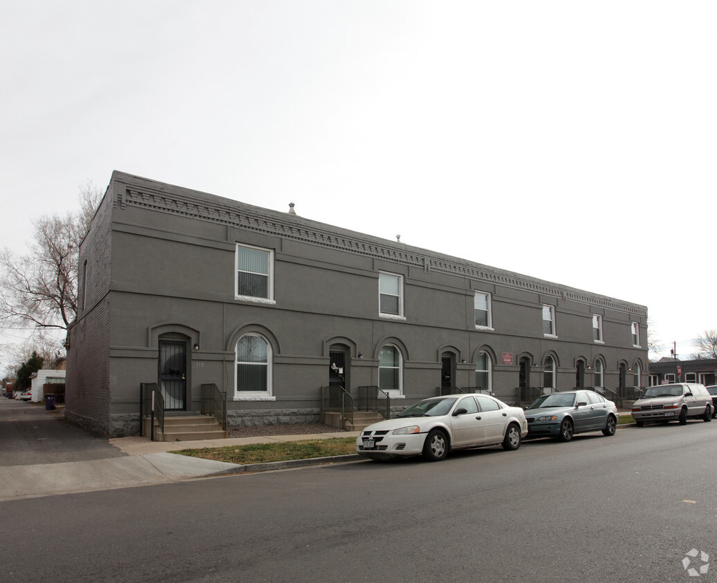 Building Photo - Ash Apartments