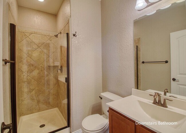 Building Photo - Large 4/3/2 Home in West Village at Creekside!