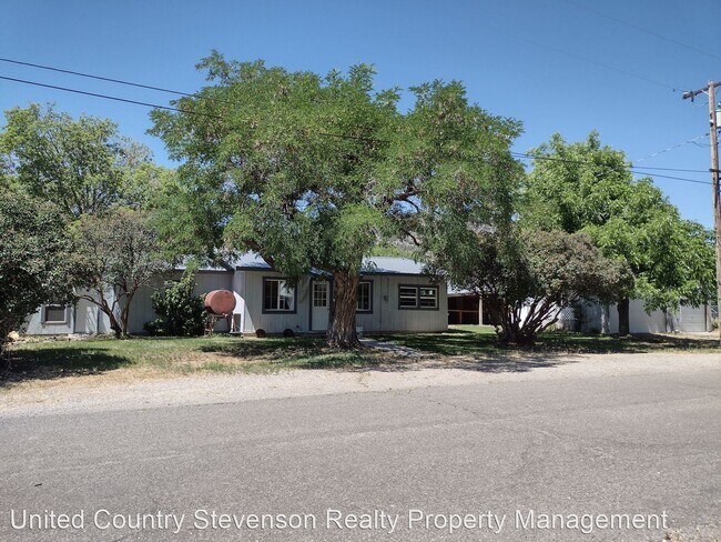 Foto del edificio - 3 br, 1 bath House - 650 Lincoln St
