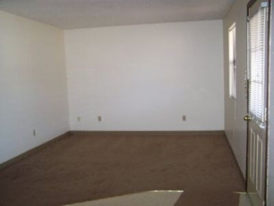  - 226 W College & Pike St