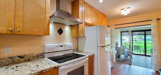 Foto del edificio - 160 Ramblewood Cir