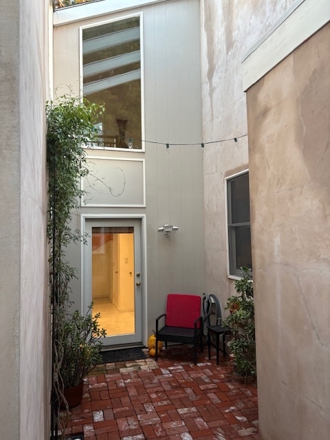 Entrance patio - 1948 S Holt Ave