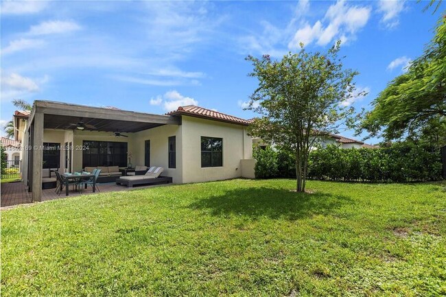 Foto del edificio - 8364 NW 26th Ct