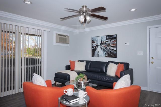 Foto del edificio - 675 Conklin St