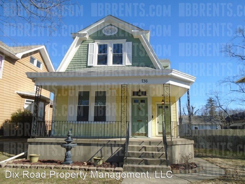 Primary Photo - 736 Main St