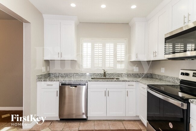 Building Photo - 20340 Gentry Ave