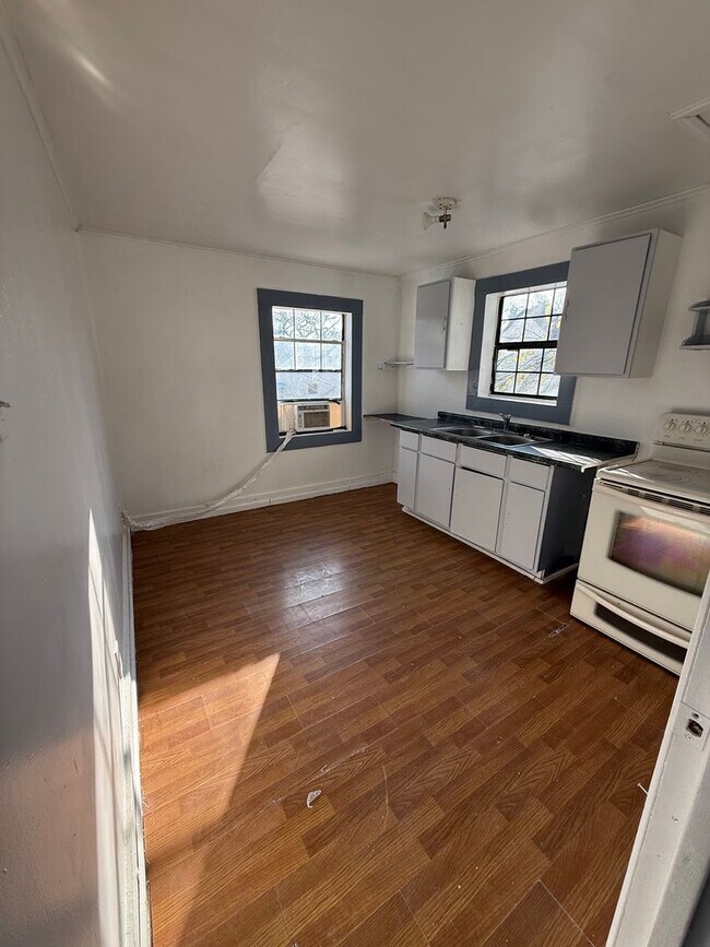 Foto del edificio - 1907 S H St