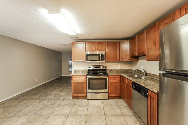 Foto del edificio - 3511 Breezewood Dr