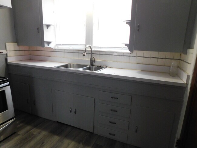 Foto del edificio - Clean and Tidy Upper Unit of Duplex