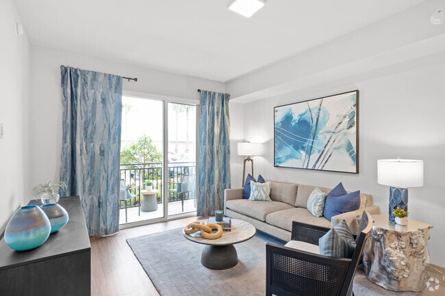 Building Photo - River North