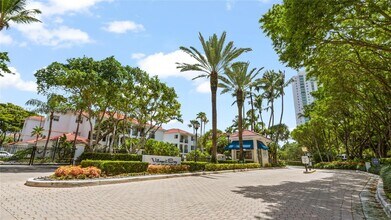 Building Photo - 3245 NE 184th St