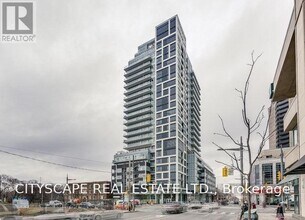 Building Photo - 501 St Clair Ave W