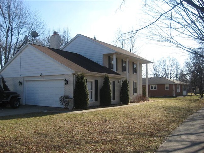 Foto del edificio - 2310 Peale Dr