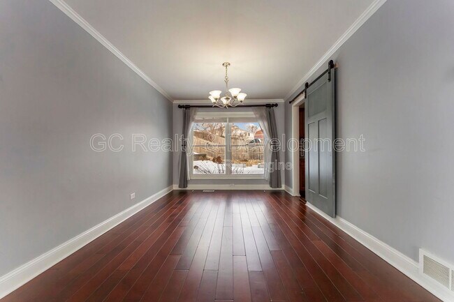 Foto del edificio - 1490 Brookside Dr