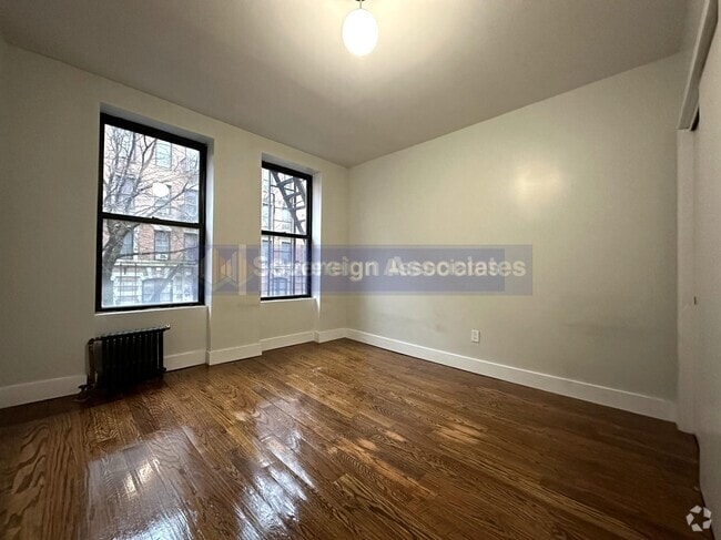 Building Photo - 574 W 161st St