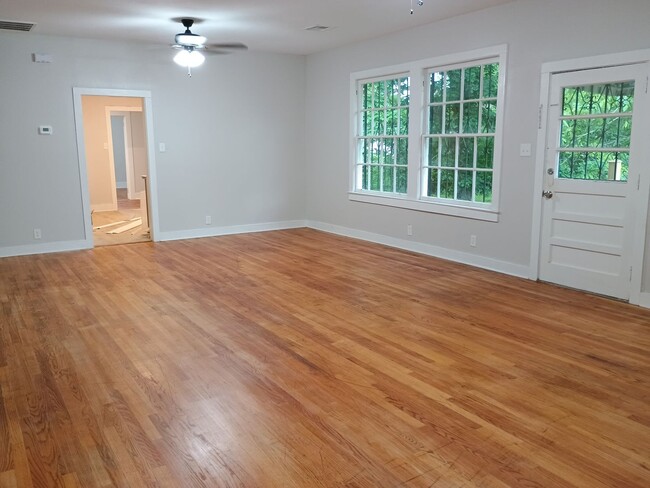 Foto del edificio - Five bedroom rental