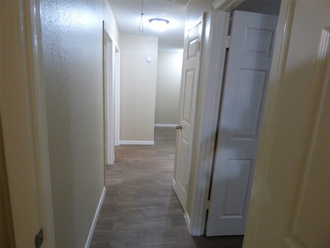Foto del edificio - 1242 Park Ln
