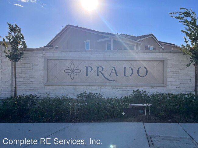 Foto del edificio - 4 br, 3.5 bath House - 7093 Montecito Ln