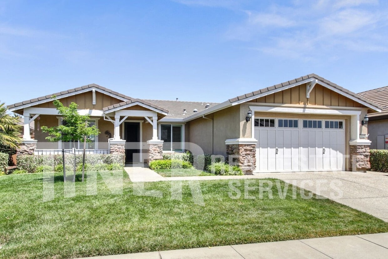 Foto principal - 9812 Westminster Way