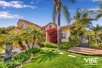 Building Photo - 2755 Edgeview Ct
